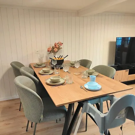 Historic Stationhouse - 20 Min From Interlaken Appartement Oberhofen